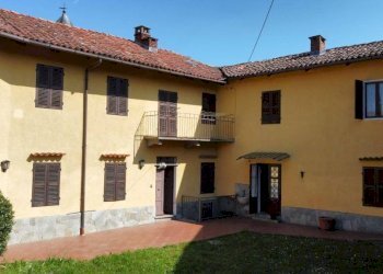 Cortile interno - Rustic via Roma, 21, Piea - photo 3