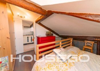 Camera da letto - Bilocale via Palestro, 19, Genova (zona Castelletto) - foto 22