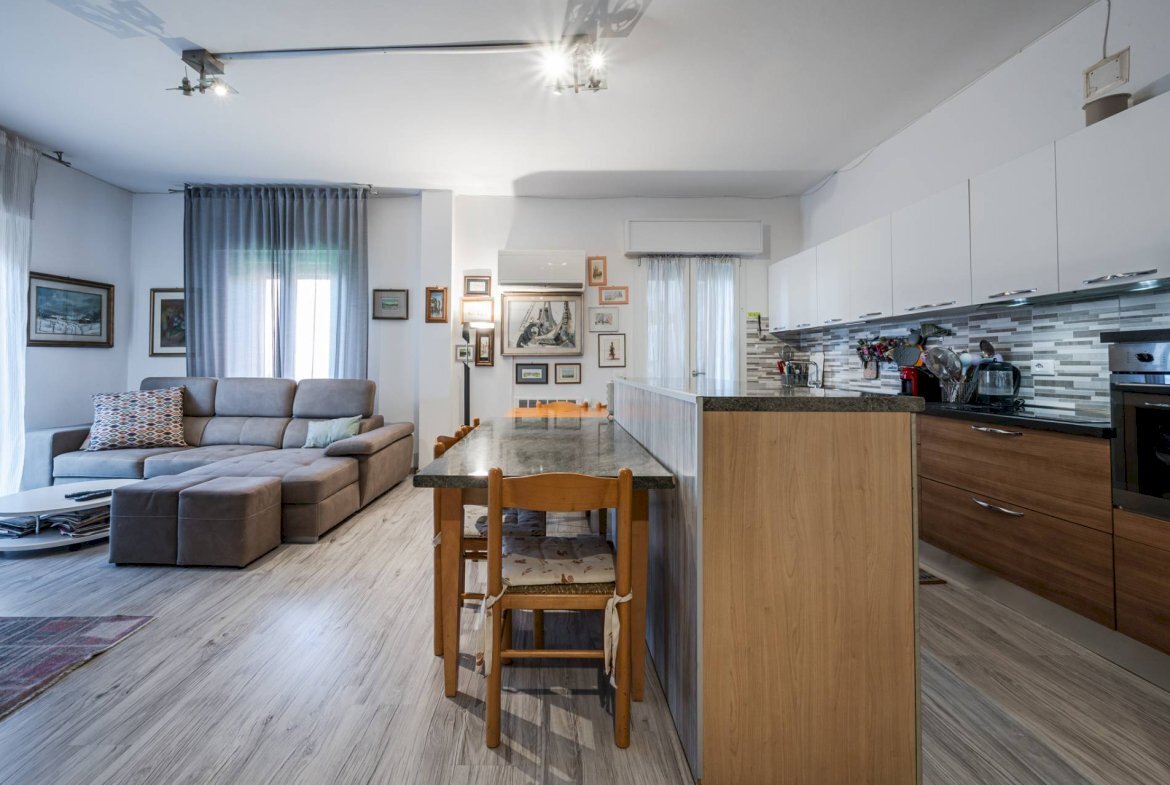 Apartment Cento - photo 1