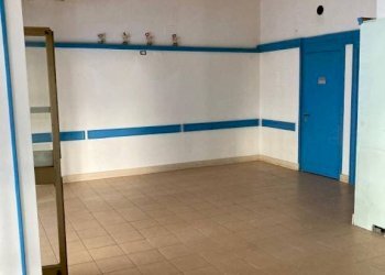 Interno non residenziale - Negozio via Magliano, Massa - foto 5