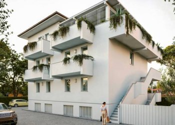 Facciata - Stabile - Palazzo via San Leonardo, Massa - foto 1