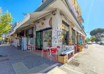 Zona - Pasticceria viale Ludovico Ariosto, Rimini - foto 8