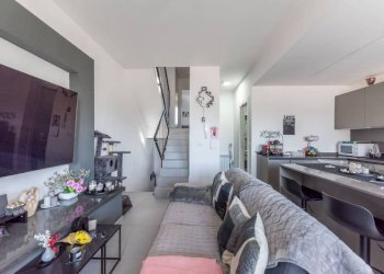 Salone - Three-room apartment via Palmiro Togliatti, 6, Fiano Romano - photo 36