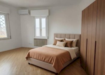 Camera da letto - Trilocale via Gaetano Sacchi, Roma (zona Trastevere) - foto 9