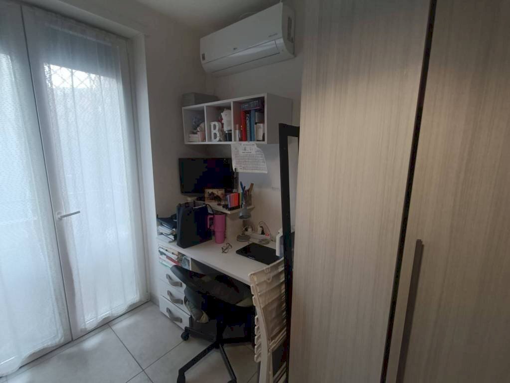 Camera da letto - Terreno non edificabile viale delle Provincie, 101, Roma - foto 2