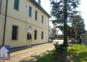 Independent house via Piangipane 407, Ravenna - photo 1