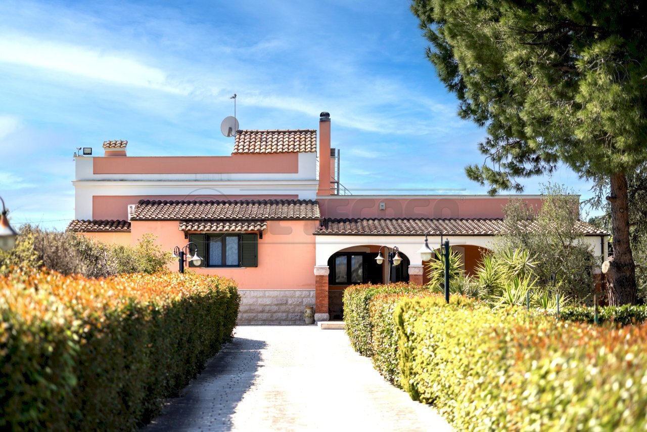 1.jpg - Villa Via Crosta 9, Bisceglie - photo 1