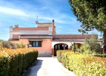 1.jpg - Villa Via Crosta 9, Bisceglie - photo 1