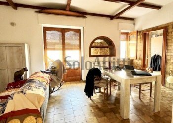IMG_8377.jpeg - Three-room apartment Via Municipio 24, Bari - photo 2