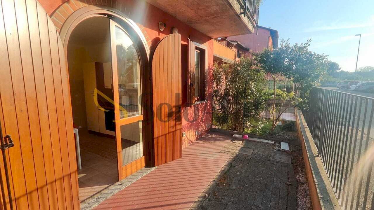 ESTERNO - One-room apartment Via Alessandro Manzoni 46, Tromello - photo 2