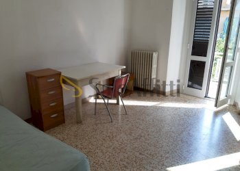 CAMERA 1.jpeg - Trilocale Via Cumiana 44, Torino (zona San Paolo) - foto 15
