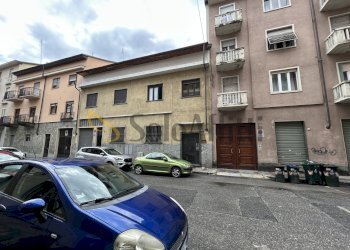 esterno.jpg - Trilocale Via Cumiana 44, Torino (zona San Paolo) - foto 2