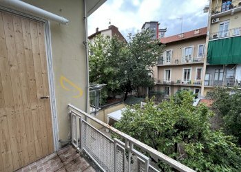 balcone e locale caldaia.jpg - Trilocale Via Cumiana 44, Torino (zona San Paolo) - foto 19