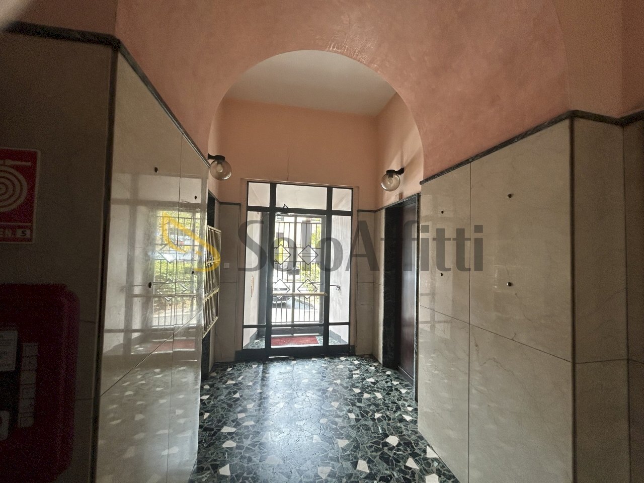 ANDRONE.jpg - Three-room apartment Via Francesco Cigna 6, Torino (neighborhood Valdocco) - photo 2