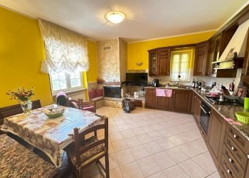 lu4.jpg - Portion of a house Luni - photo 4