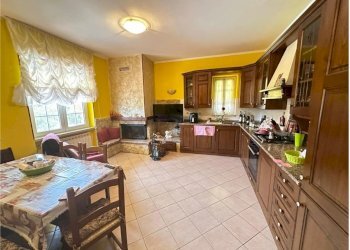 lu5.jpg - Portion of a house Luni - photo 5