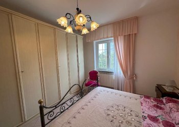 lu12.jpg - Portion of a house Luni - photo 11