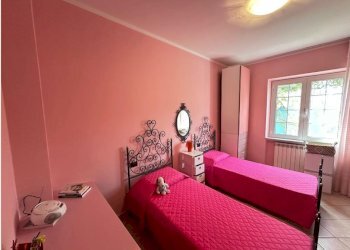 lu14.jpg - Portion of a house Luni - photo 13