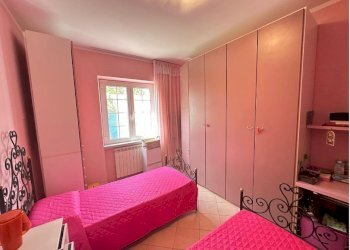 lu16.jpg - Portion of a house Luni - photo 15