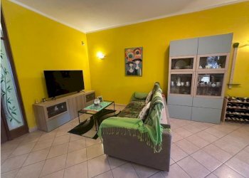 lu26.jpg - Portion of a house Luni - photo 24