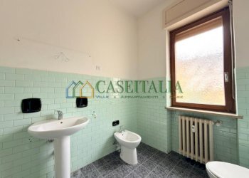19.jpeg - Four-room apartment Ivrea - photo 17