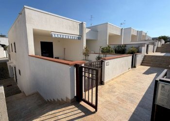 prospetto esterno - Villa a Schiera Contrada Capitolo 91, Monopoli - foto 2