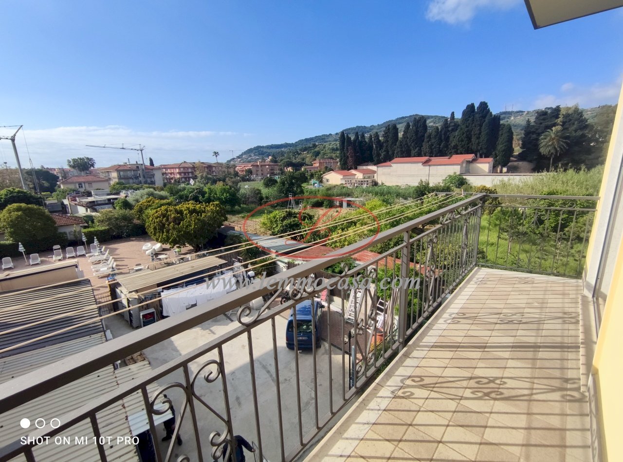 terrazzo - Three-room apartment Via Fabio Filzi 43, Diano Marina - photo 1