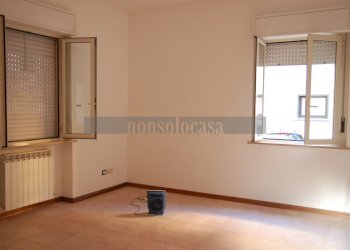 CAMERA MATRIMONIALE - Three-room apartment Via San Bartolomeo, Perugia - photo 4