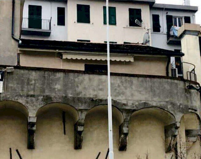 2.jpg - Quadrilocale all'asta Via alla Calata Marinetta 14, Genova (zona Porto antico) - foto 1