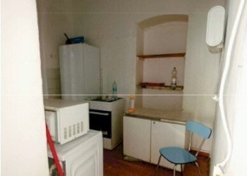 4.jpg - Quadrilocale all'asta Via del Lagaccio 31, Genova (zona Lagaccio) - foto 4