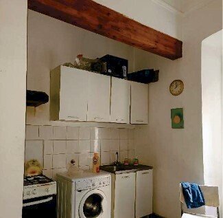 2.jpg - Quadrilocale all'asta Via del Lagaccio 31, Genova (zona Lagaccio) - foto 2