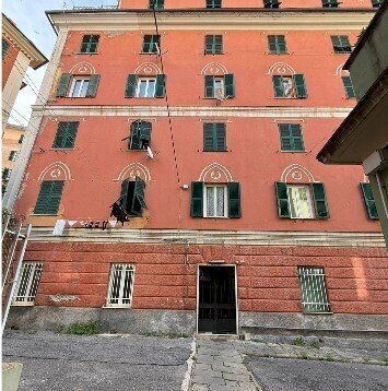 2.jpg - Quadrilocale all'asta Via del Lagaccio 31, Genova (zona Lagaccio) - foto 1