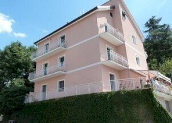 3.jpg - Appartamento all'asta Via Domenico Carli 90, Serra Riccò - foto 1