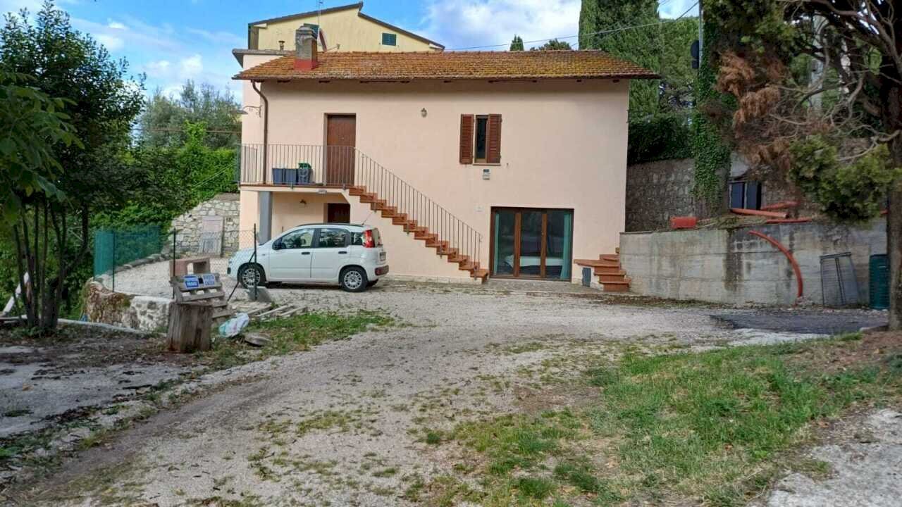01.jpg - Three-room apartment Via San Girolamo 178, Perugia - photo 1