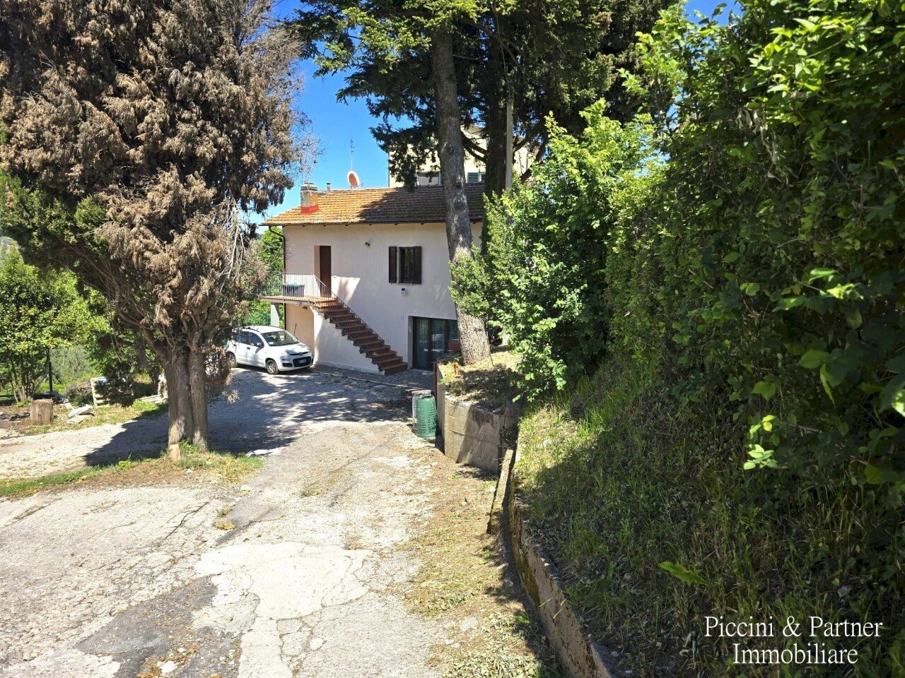 01.jpg - Trilocale Via San Girolamo 178, Perugia - foto 1