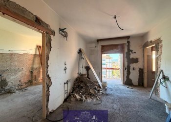 WhatsApp Image 2026-04-29 at 12.07.55 (7).jpeg - Three-room apartment Via Filippo Pacini, Firenze (neighborhood Santa Maria Novella) - photo 10