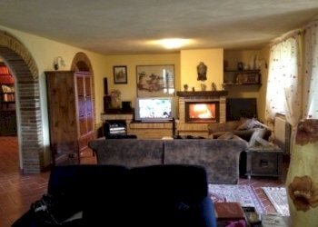 21 (3) - Copia.JPG - Villa VIA CHIARAVALLESE, Osimo - foto 26