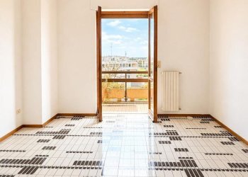 WhatsApp Image 2026-04-22 at 15.25.15.jpeg - Three-room apartment Via Vincenzo Ciardo 1, Lecce - photo 9