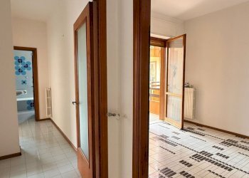 WhatsApp Image 2026-04-22 at 14.54.56 (2).jpeg - Three-room apartment Via Vincenzo Ciardo 1, Lecce - photo 15