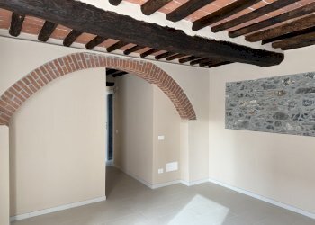 IMG_1632 2.JPG - Appartamento Sarzana - foto 1