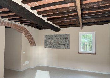 IMG_1634 2.JPG - Appartamento Sarzana - foto 3