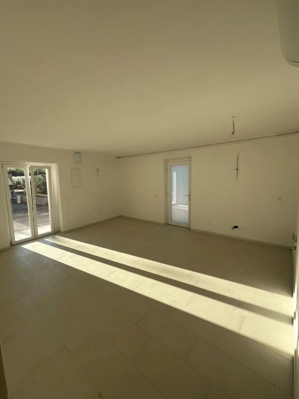 Immagine WhatsApp 2025-10-11 ore 10.51.36_04950b3d - Appartamento Sarzana - foto 3