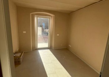 Immagine WhatsApp 2025-10-11 ore 10.51.36_59e5e08d - Appartamento Sarzana - foto 4
