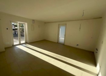 Immagine WhatsApp 2025-10-11 ore 10.51.37_70baa694 - Appartamento Sarzana - foto 7