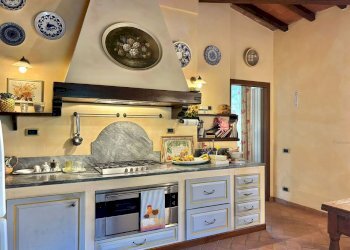 06301b16-1216-4535-997a-46fbeff0d0a4.jpg - Villa Sarzana - foto 28