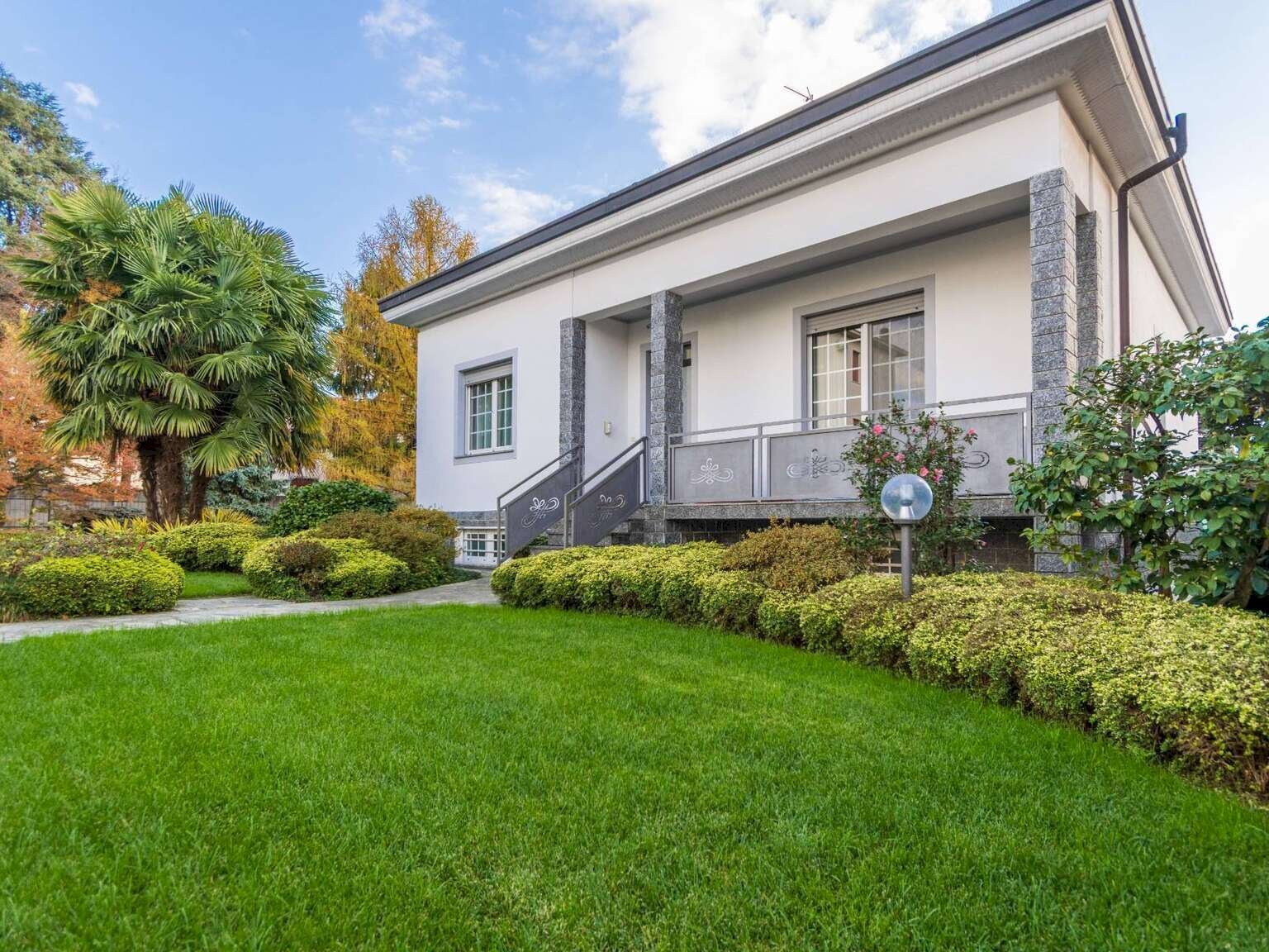 Villa Ronco Briantino - photo 1