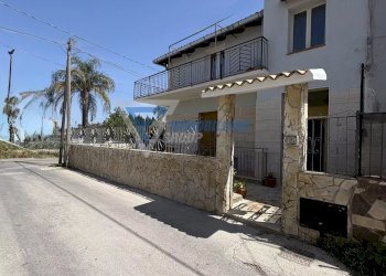 Quadrilocale Via Chiaramonte Gulfi, Siracusa - foto 1
