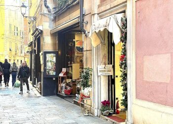 Shop Via Sant'Ambrogio, Varazze - photo 4