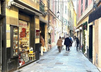 Shop Via Sant'Ambrogio, Varazze - photo 7
