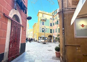 Shop Via Sant'Ambrogio, Varazze - photo 10